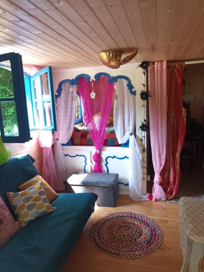 Homestay Git'an Perigord Roulotte Bella *