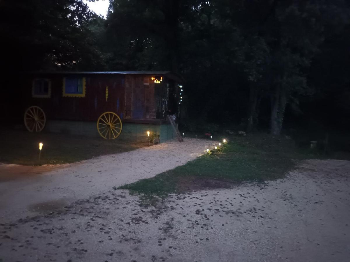 Git'an Perigord Roulotte Bella * Grolejac